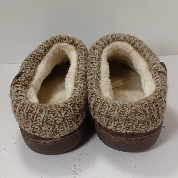 KOOBA Women's Brown Suede Faux Fur Lined Memory Foam Slippers Or Shoes - Picture 3 of 7